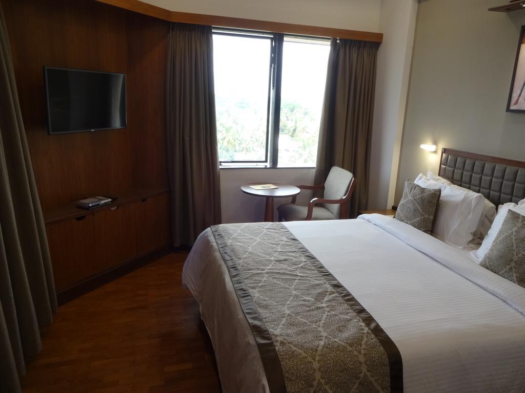 Keys Select By Lemon Tree Hotels, Malabar Gate, Кожикоде Экстерьер фото